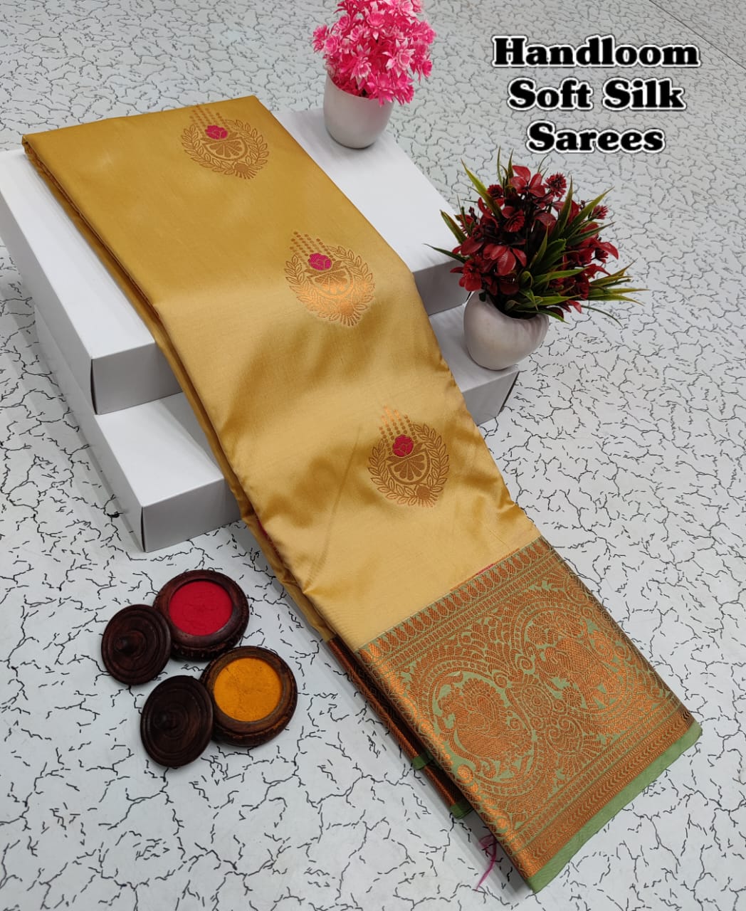 Shop premium Kanchipuram Handloom Soft Silk Saree with copper zari border, rich meena pallu & contrast blouse. Elegant saree for weddings & festivals.